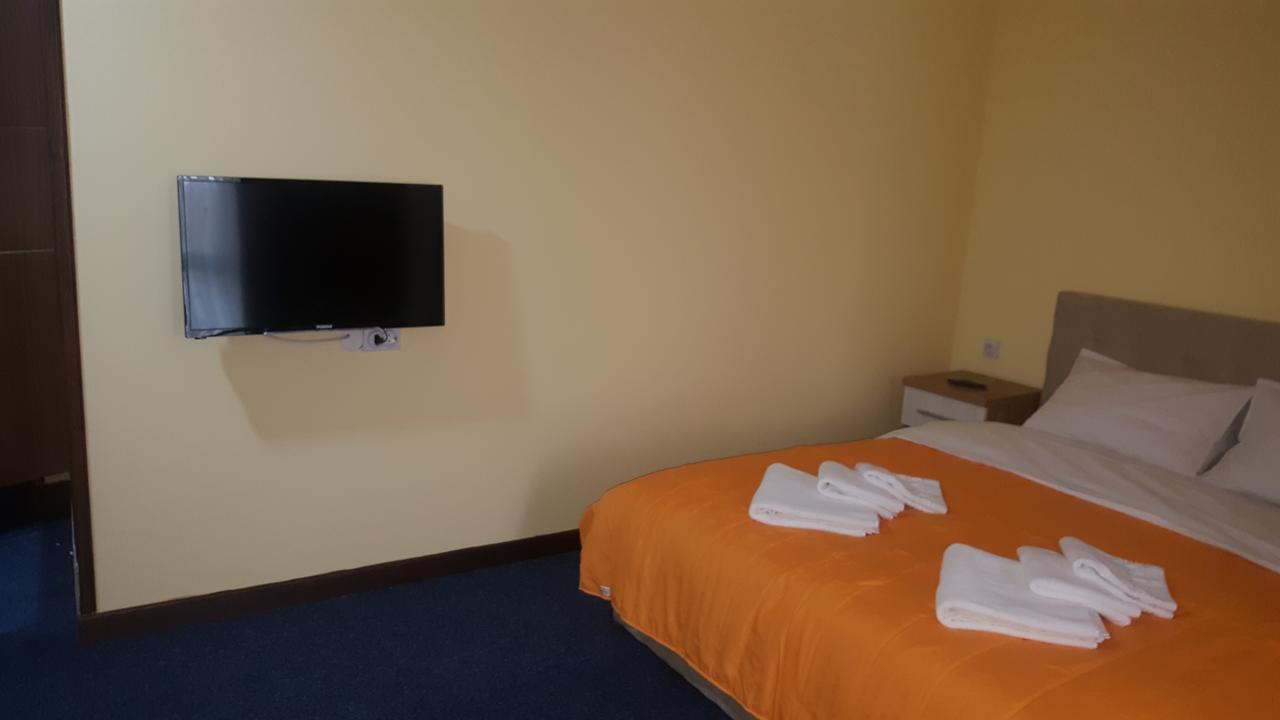 Hotel Panorama City Delcevo Екстер'єр фото