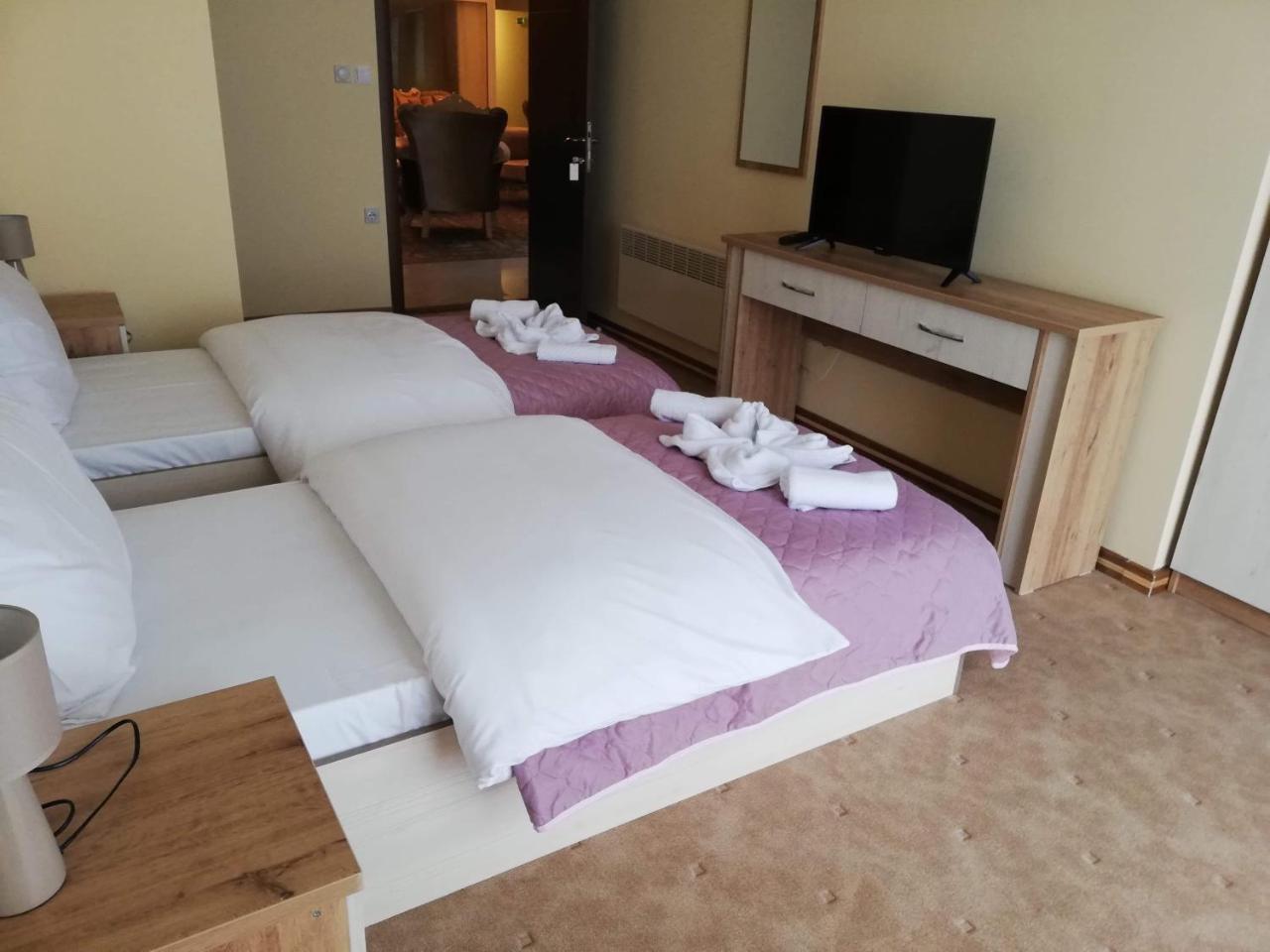 Hotel Panorama City Delcevo Екстер'єр фото