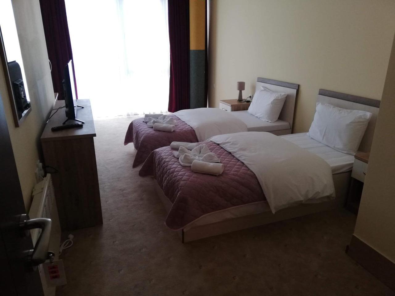 Hotel Panorama City Delcevo Екстер'єр фото